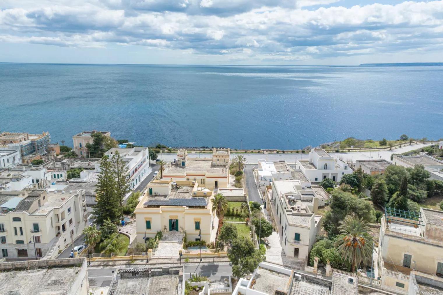 Villa Cesarea Dimora Di Charme サンタ・チェザーレア・テルメ エクステリア 写真