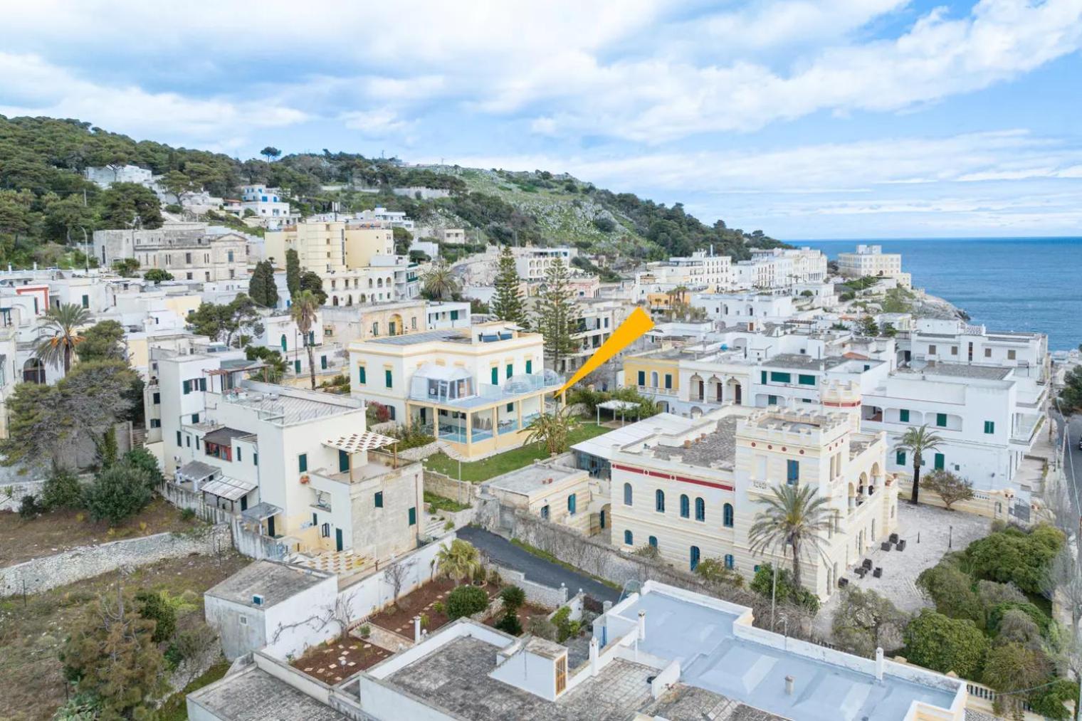 Villa Cesarea Dimora Di Charme サンタ・チェザーレア・テルメ エクステリア 写真