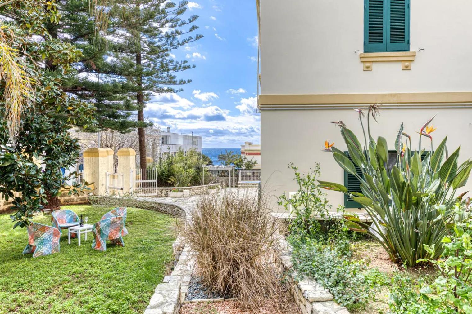 Villa Cesarea Dimora Di Charme サンタ・チェザーレア・テルメ エクステリア 写真