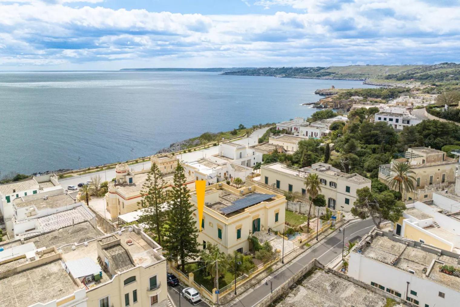 Villa Cesarea Dimora Di Charme サンタ・チェザーレア・テルメ エクステリア 写真