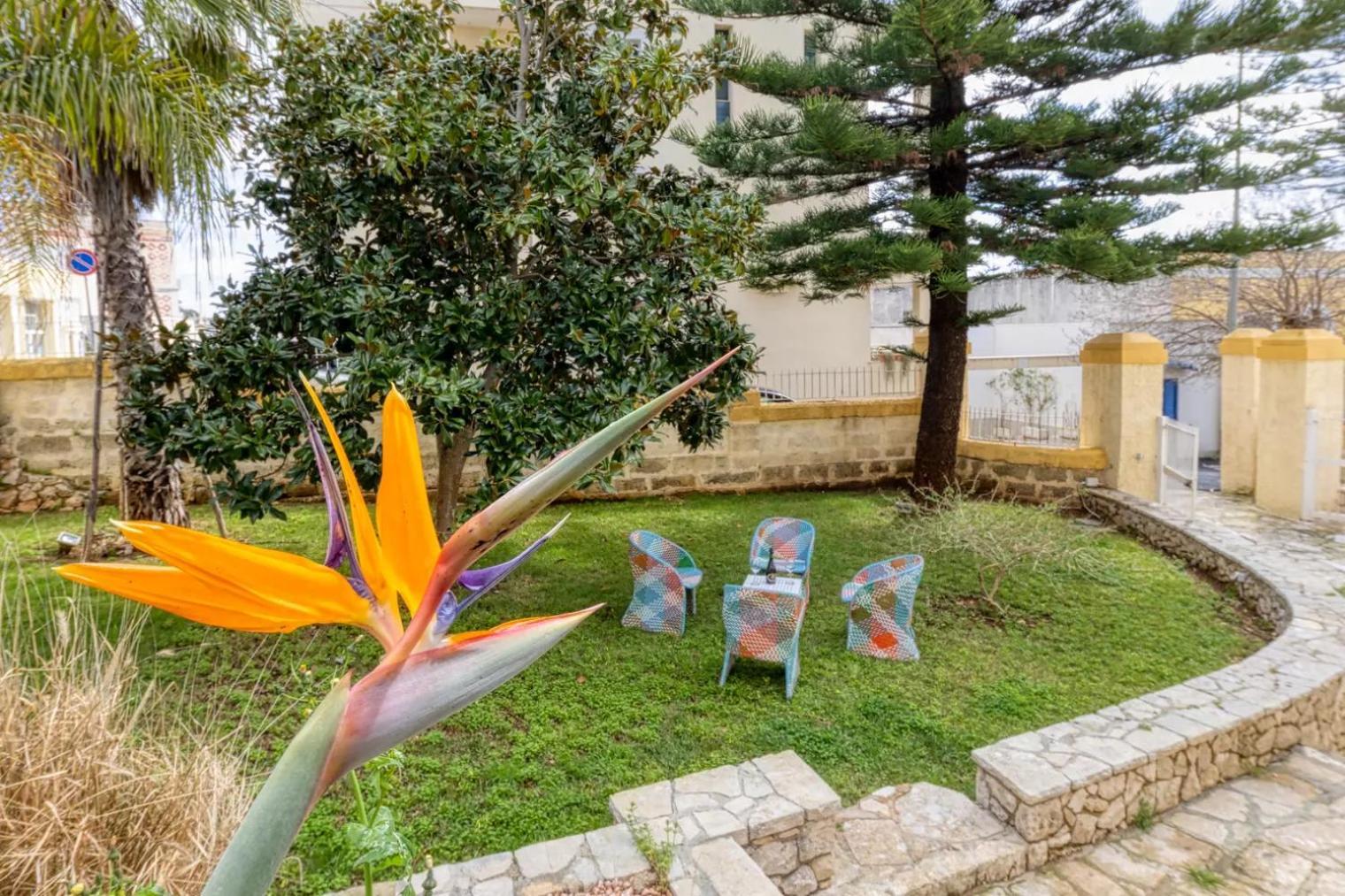 Villa Cesarea Dimora Di Charme サンタ・チェザーレア・テルメ エクステリア 写真